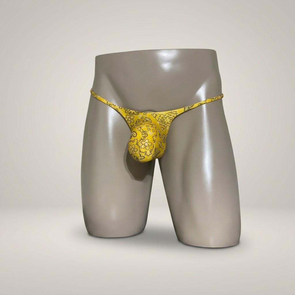 Front view of PapiMalo Golden Bandit yellow bandana Muscle thong
